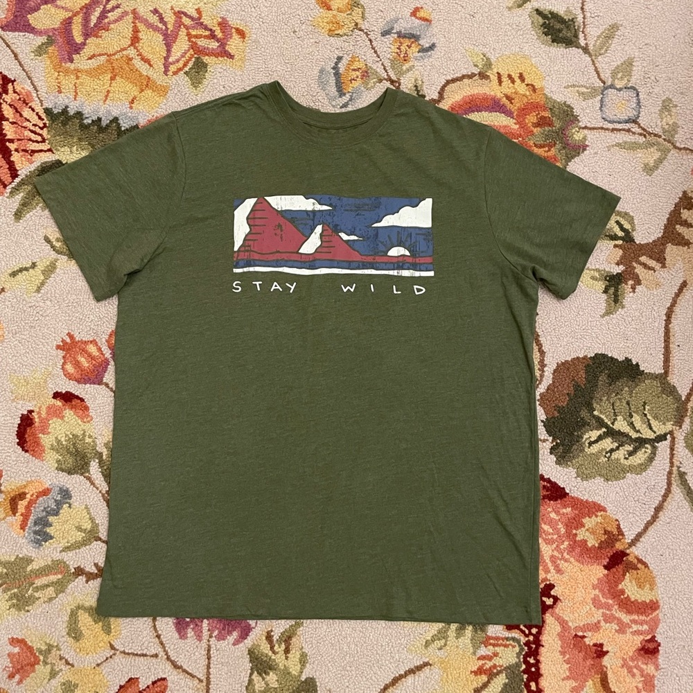 STAY WILD T-Shirt Green Size 2XL Short Sleeve Shirt